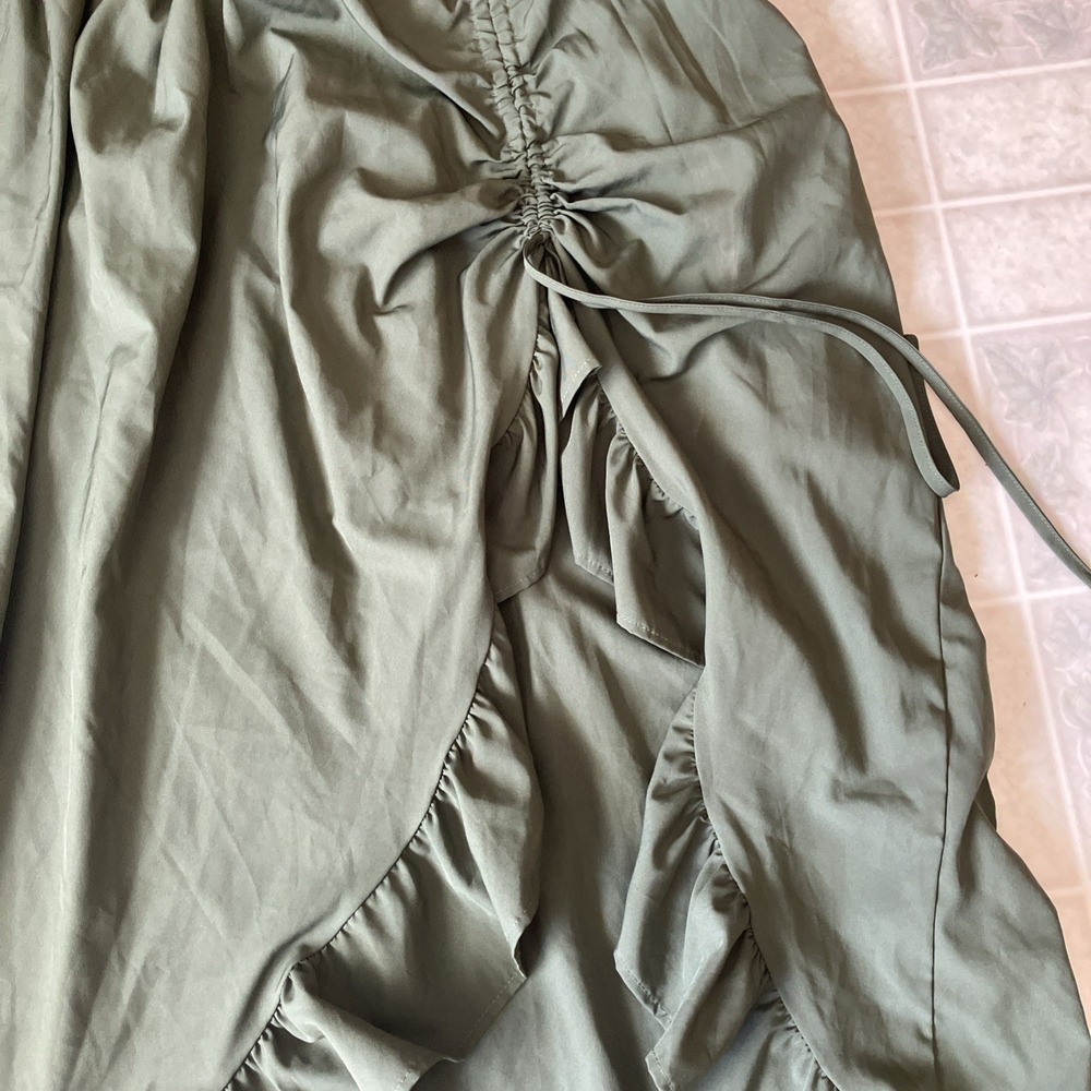 Scarlet Darkness Olive Green Ruffle Puff Sleeve Dress XL Peasant Wench Ren Fair - Picture 2 of 7